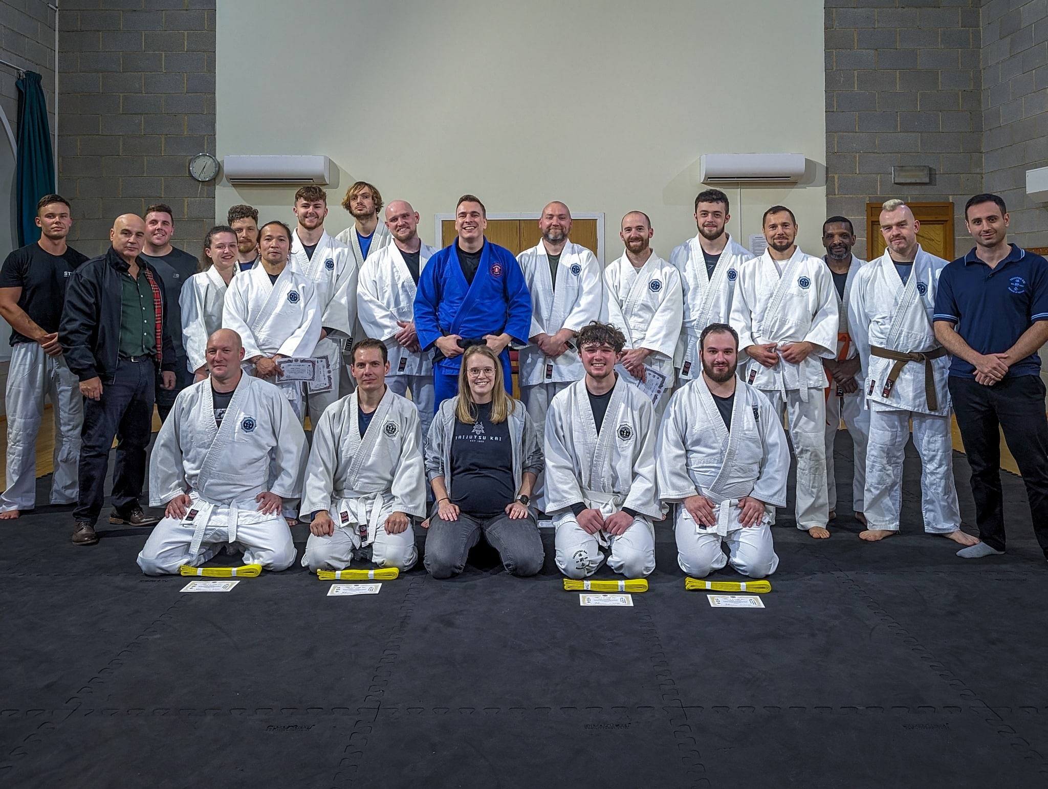 Jujutsu, mixed martial arts and self-defence classes in Tewkesbury